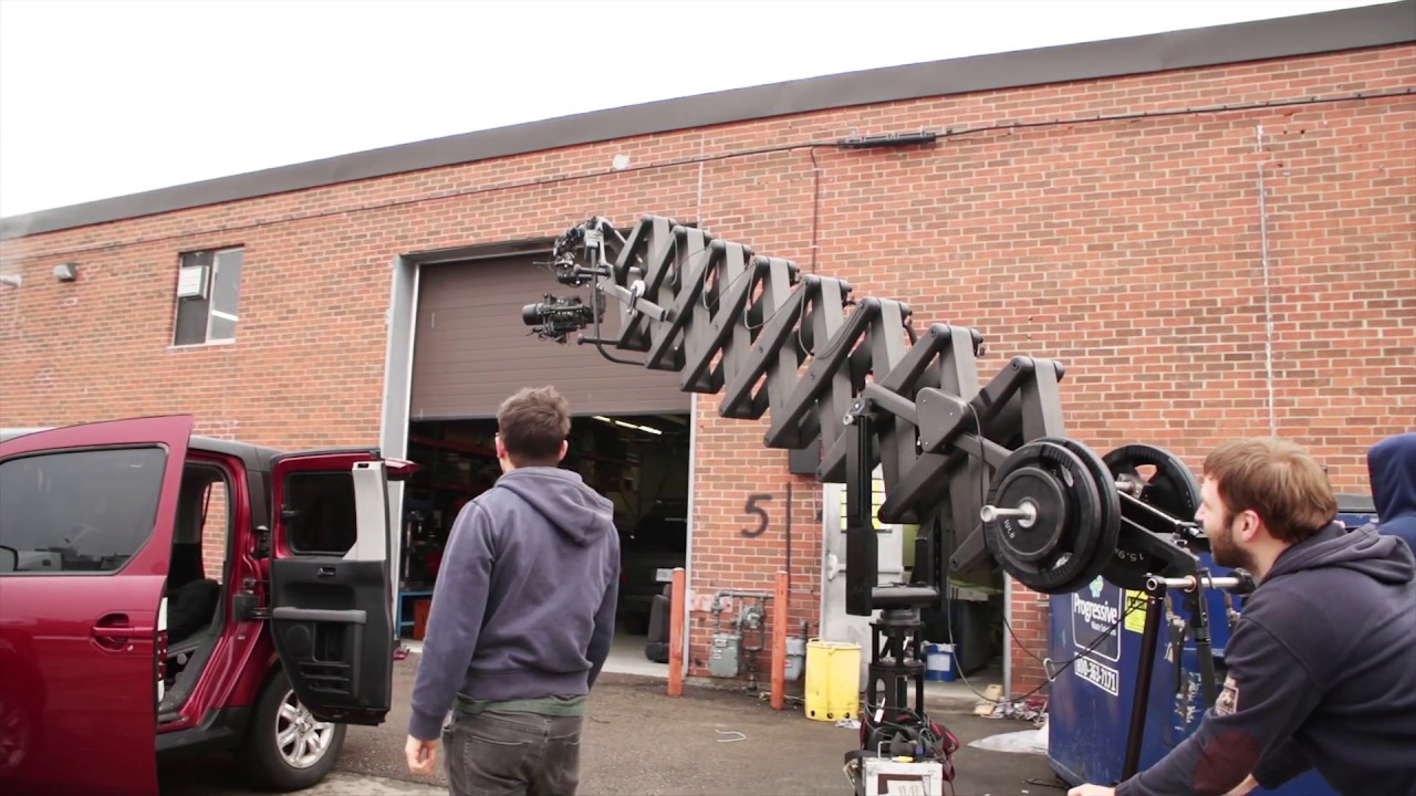 Scissor Crane In Action