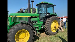 1990 John Deere 4955 with 2632 Hours Sold on Kentucky Farm Auction Yesterday