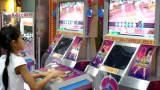 20090906 信義威秀 看唯舞獨尊檯子的小妹妹