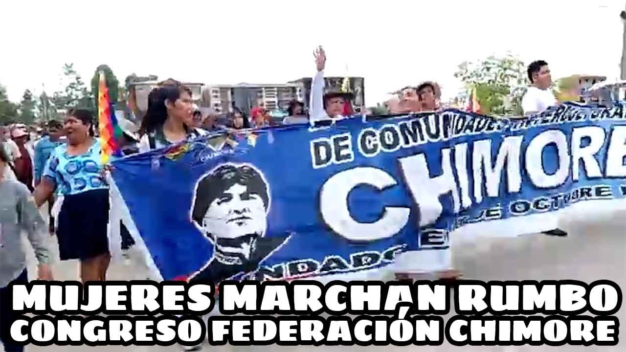 CIENTOS DE MUJERES MARCHAN RUMBO HACIA CONGRESO DE LA FEDERACIÓN DE MUJERES INTERCULTURALES CHIMORE