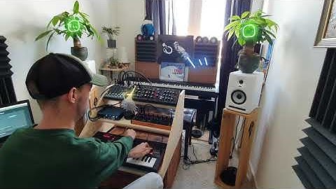 Bl3ndin to Synths 7 (Synthesizer Jamsession By Bl3ndin)