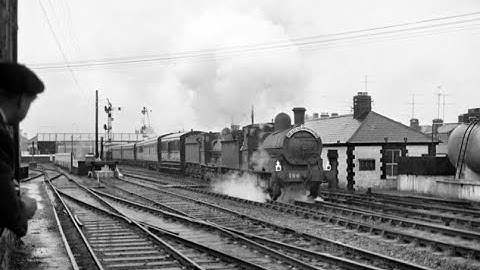 Bray station talk former sidings and turntable location #Dart  #Irishrail #disused railway