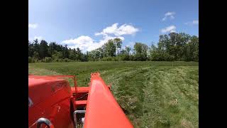 Kubota L3302 5-26-23-6 Brush hogging