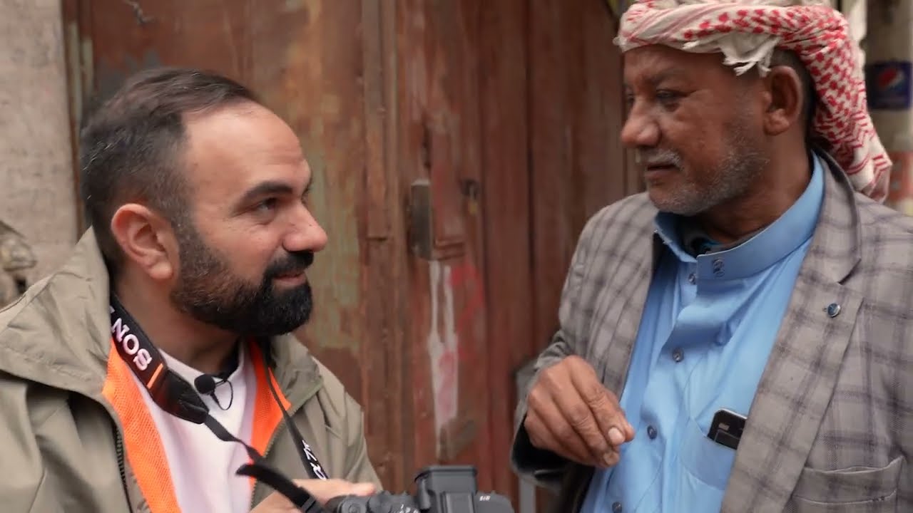 جولة تصوير في المتنبي - لؤي ساهي