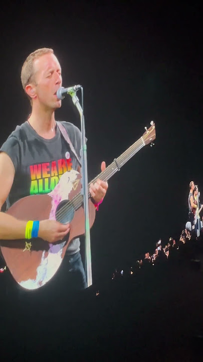 Chris Martin - Coldplay live at Johan Cruijff Arena (Amsterdam, Netherlands) 🇳🇱 2023