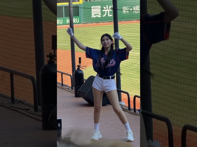 2026/6/19 雙獅主題日 Unigirls 曼萍-蘇智傑應援 #cheerleader #流量密碼 #unigirls #unigirl #中職啦啦隊 #啦啦隊女孩 #啦啦隊直拍 #曼萍