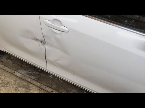 Toyota Camry. Кузовной ремонт. Ремонт правых дверей. Сильное повреждение.