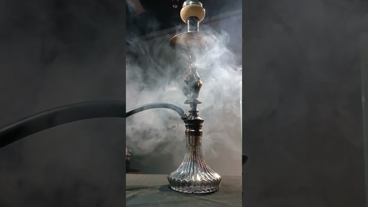 Looks that impress, performance that roars.The COCOYAYA Gorilla Hookah is a force to reckoned with.