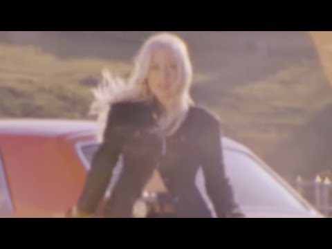 Sara Berki - In The Neon (Official Lyric Video)