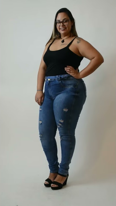 Calça Jeans Latitude Plus Size Clochard Mailde Azul