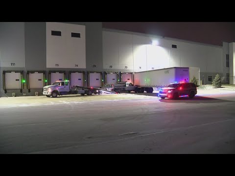 Snowplow driver dies in crash with semi in Plainfield - YouTube