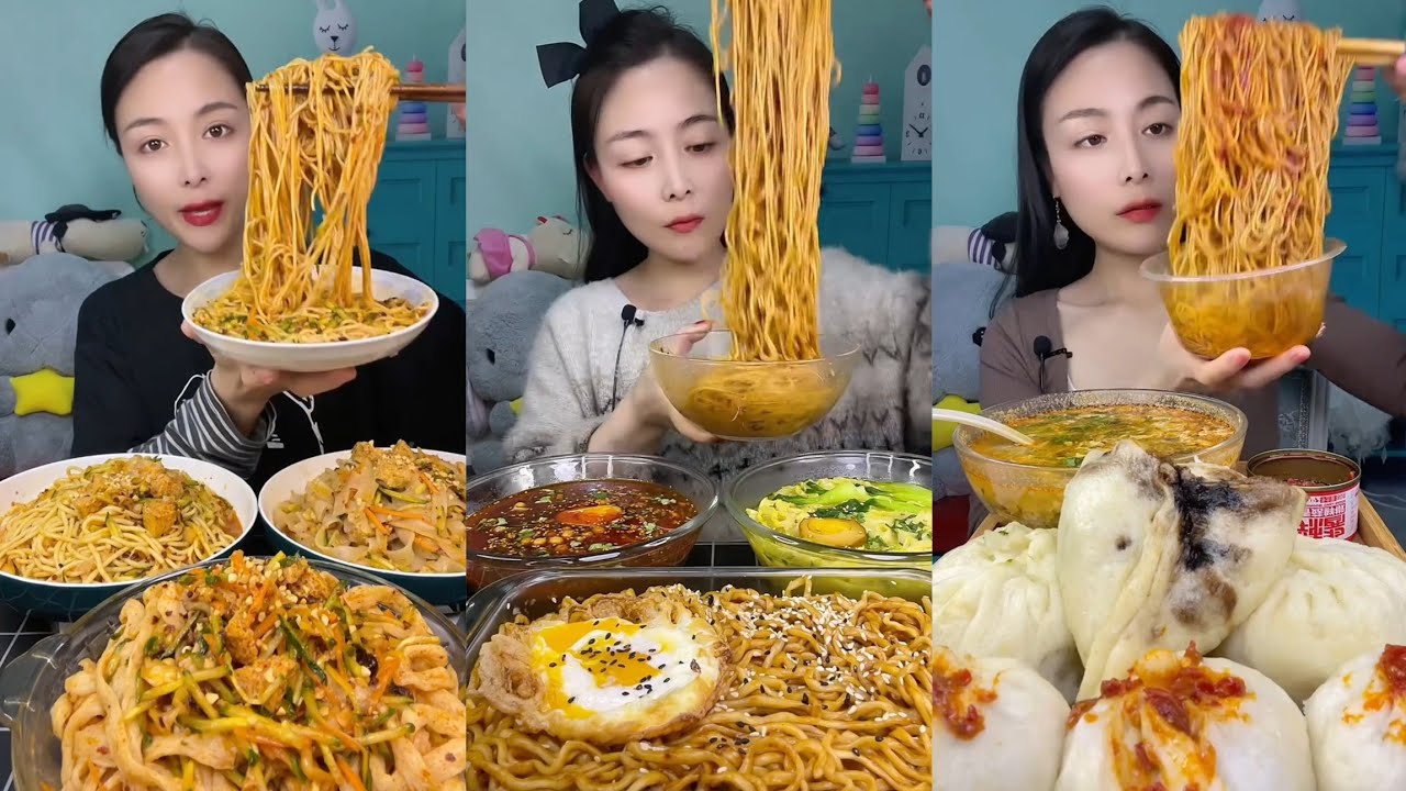 Mukbang : Eating Spicy Noodles🍜 fire Noodles 🍜 with Hotdogs 😋#eatingshow #pork #cooking #firenoodles