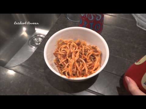 Vlogmas Day 17 ❄ How to reheat spaghetti?