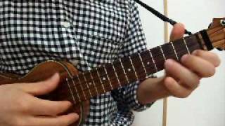 Video thumbnail of "Raindrops Keep Falling On My Head - 雨にぬれても (solo ukulele)"