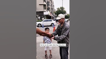 Cậu bé lỡ tay làm vỡ quả dưa hấu và cách xử lý của ông chủ! #shorts