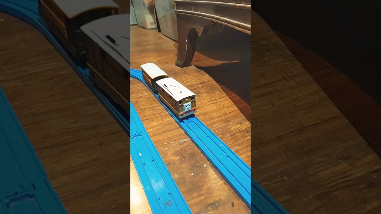 Toby pulling Henrietta 