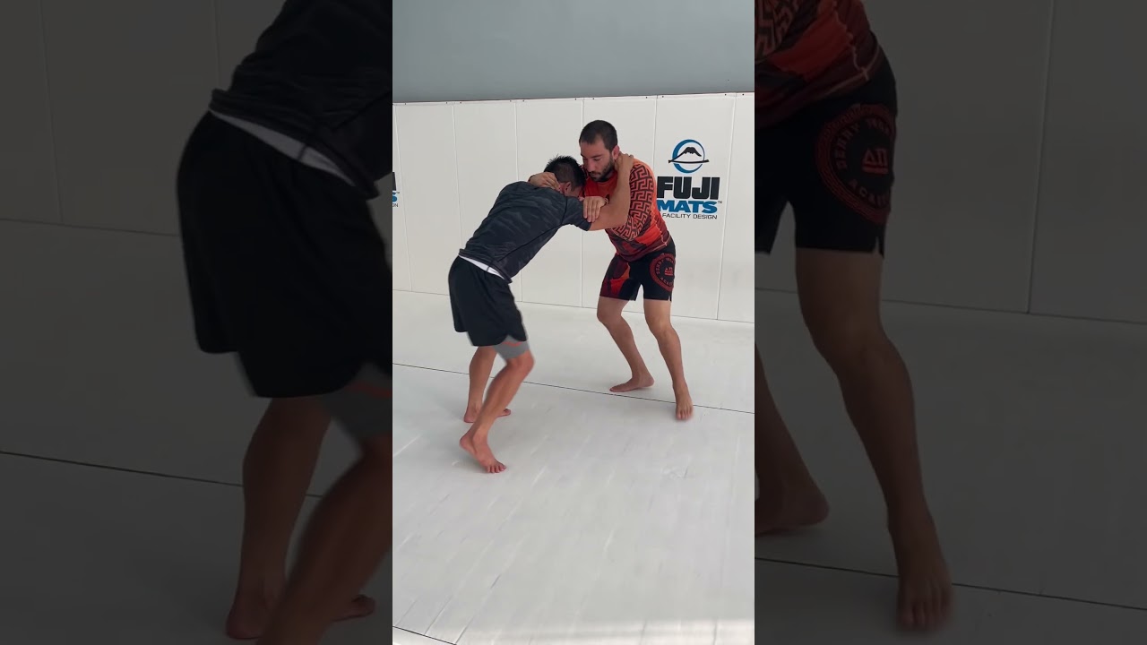 Wrestling for Jiu Jitsu basic collar tie ankle pick 