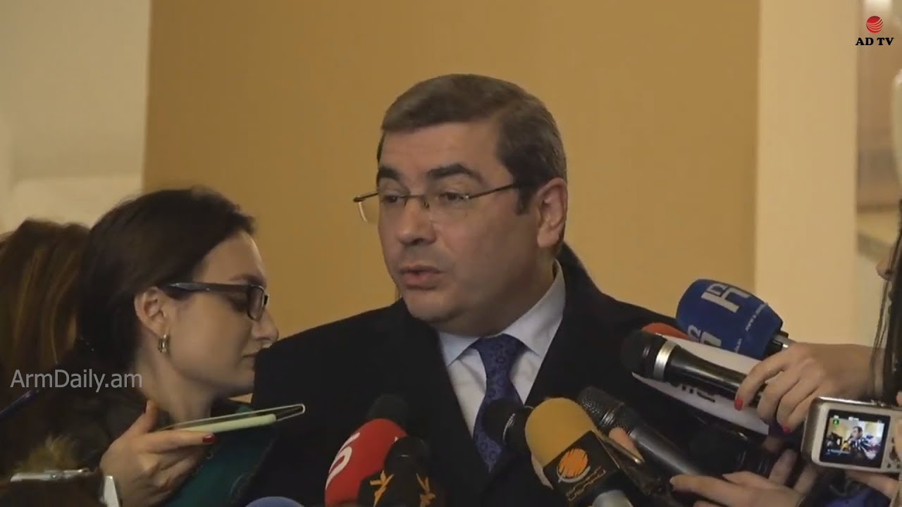 newspaper mockup ՊԵԿ նախագահը պարգեւավճարների մասին