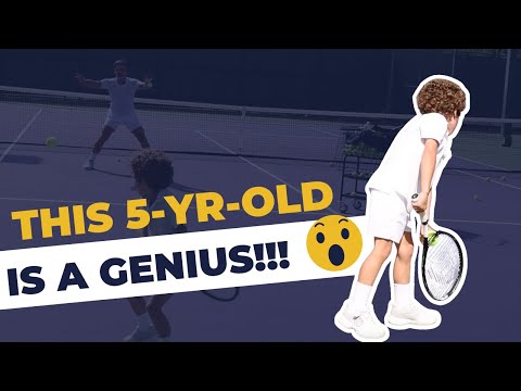 Backhand and serve lesson with a 5 y.o. PHENOMENON!