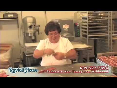 How to Make Braciole with Teresa DeSanctis Part 3