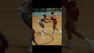 Play video: OG Cliff Hagan NBA(1956-1966) highlights #shorts #nba #classic