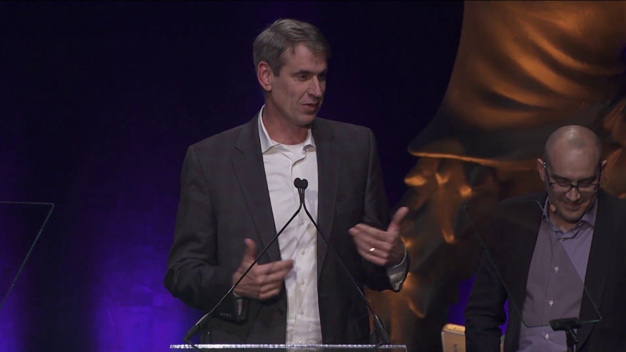 Bill Gurley Wins VC of the Year at the 9th Annual Crunchies