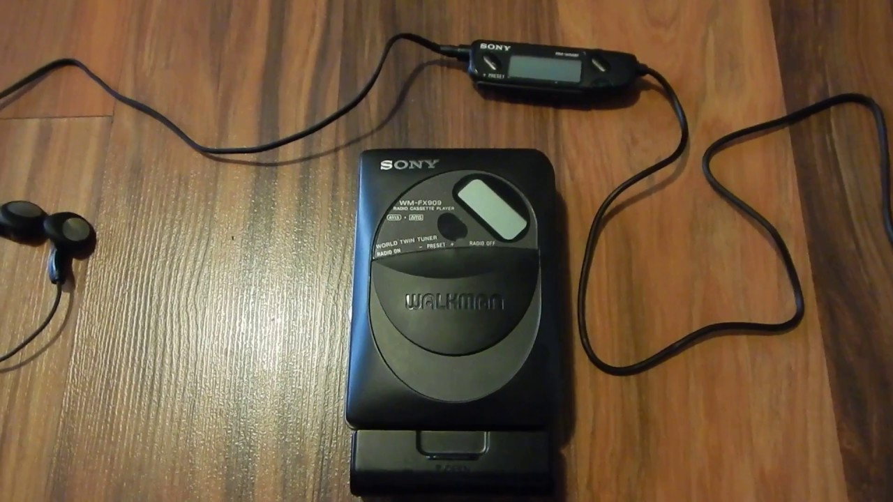 Walkman FX909 - YouTube
