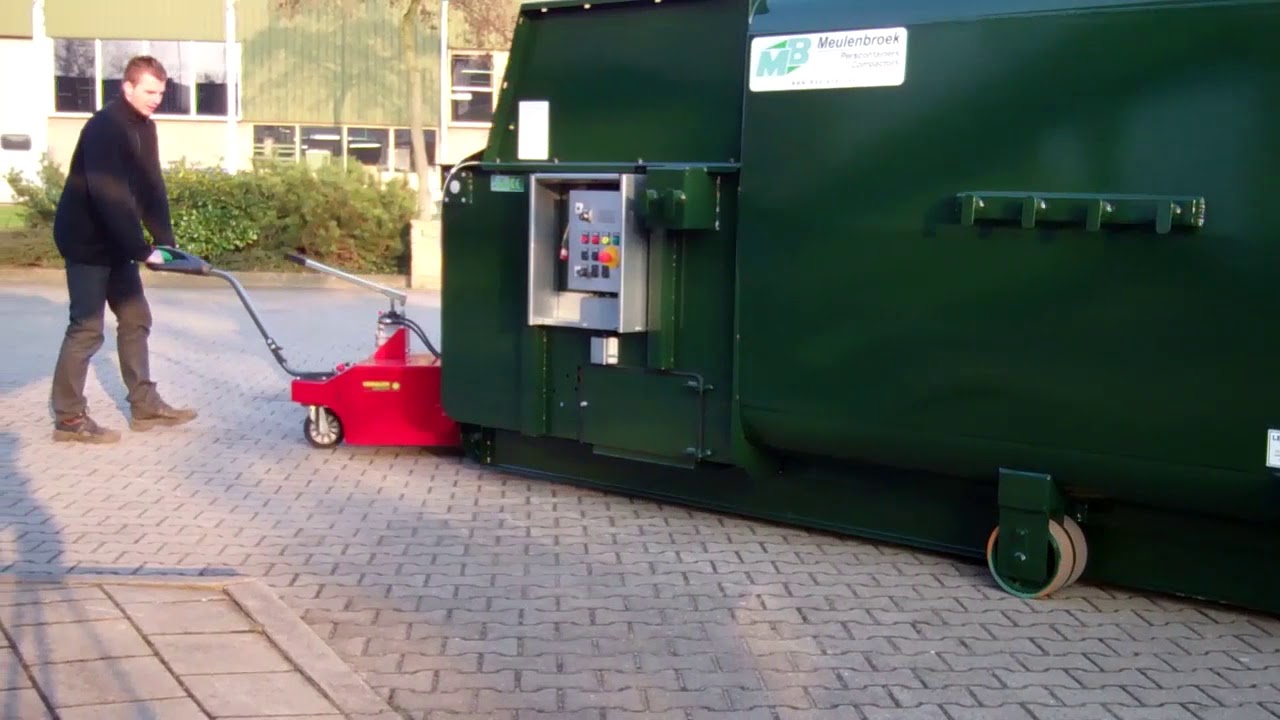 1 V-Move XL 1.5 kw remolcador para mover contenedores compactadores de residuos | xerowaste.ca