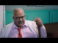 يا كبير عمتك حامل.. دكتور ربيع بيروش على الكبير بسبب عمته🤣 #الكبير_أوي