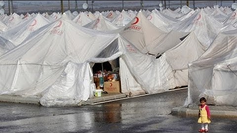 Türkiye'ye gelen Suriyeli mültecilerin sayısı artıyor