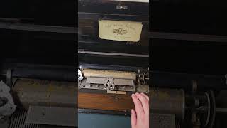 Mendelssohn Wedding Recessional March A Midsummer Night's Dream played on a Mermod Freres Music Box