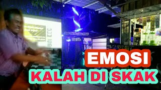 LOSING A CHESS GAME LEADING TO A FIGHT