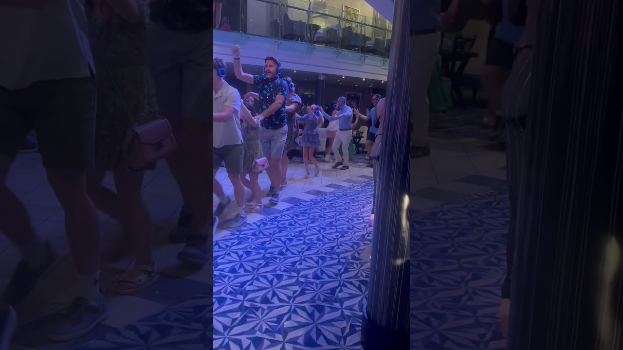 #music #royalcarribeancruise #cruiselife #silentdisco #partytime # #dance #cruising #royalcaribbean