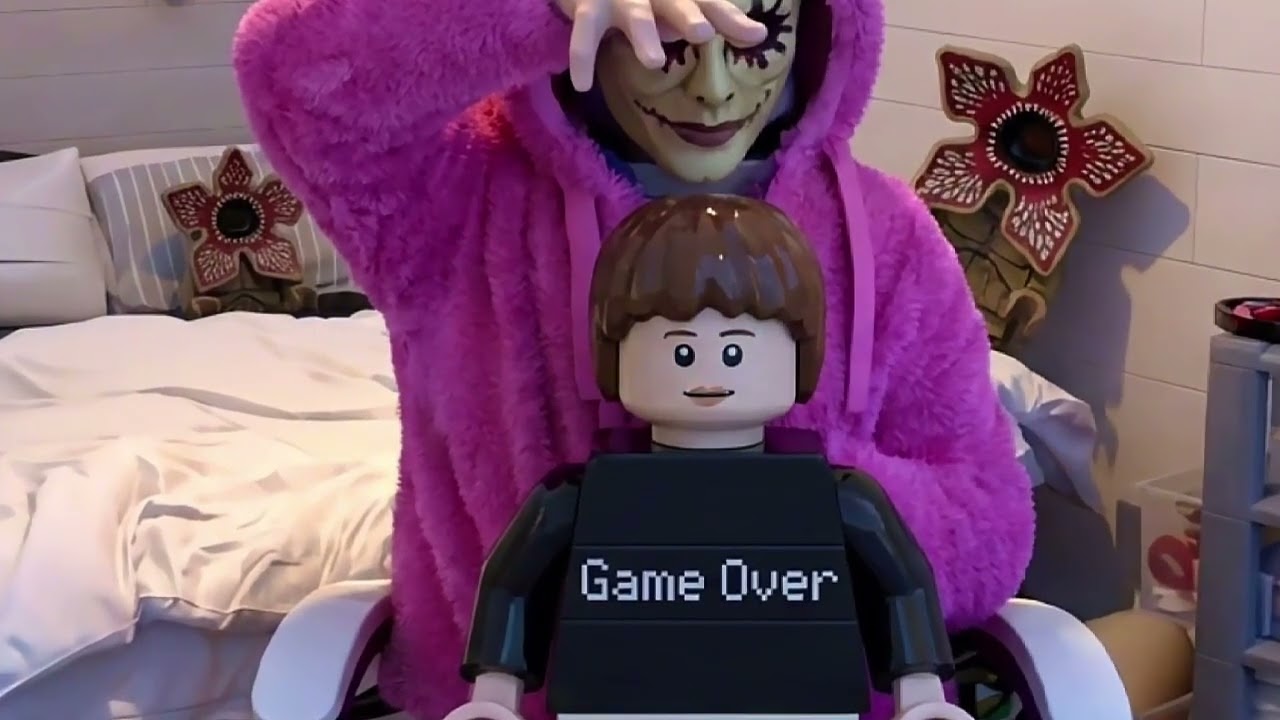 LEGO  SAMMY STRANGER THINGS UPSIDE DOWN SAMMY