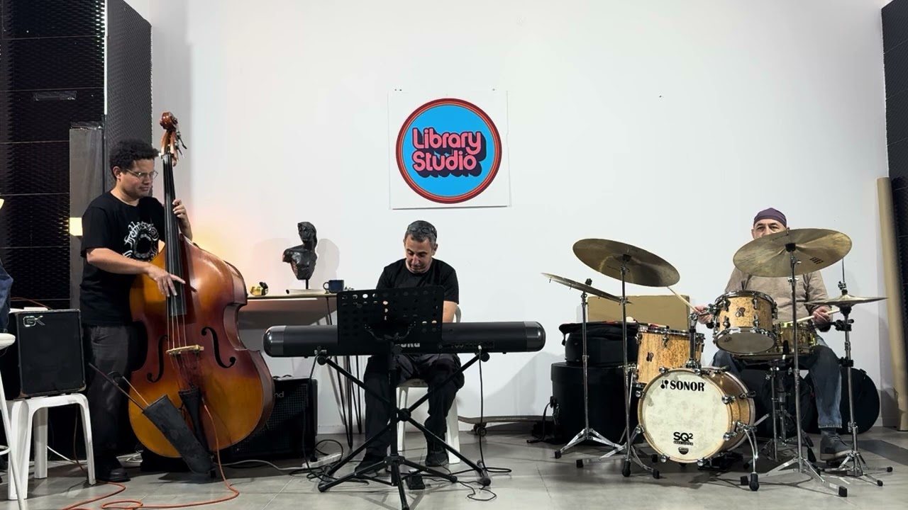 Uri Shaham trio Plays Jazz at Library Studios 
