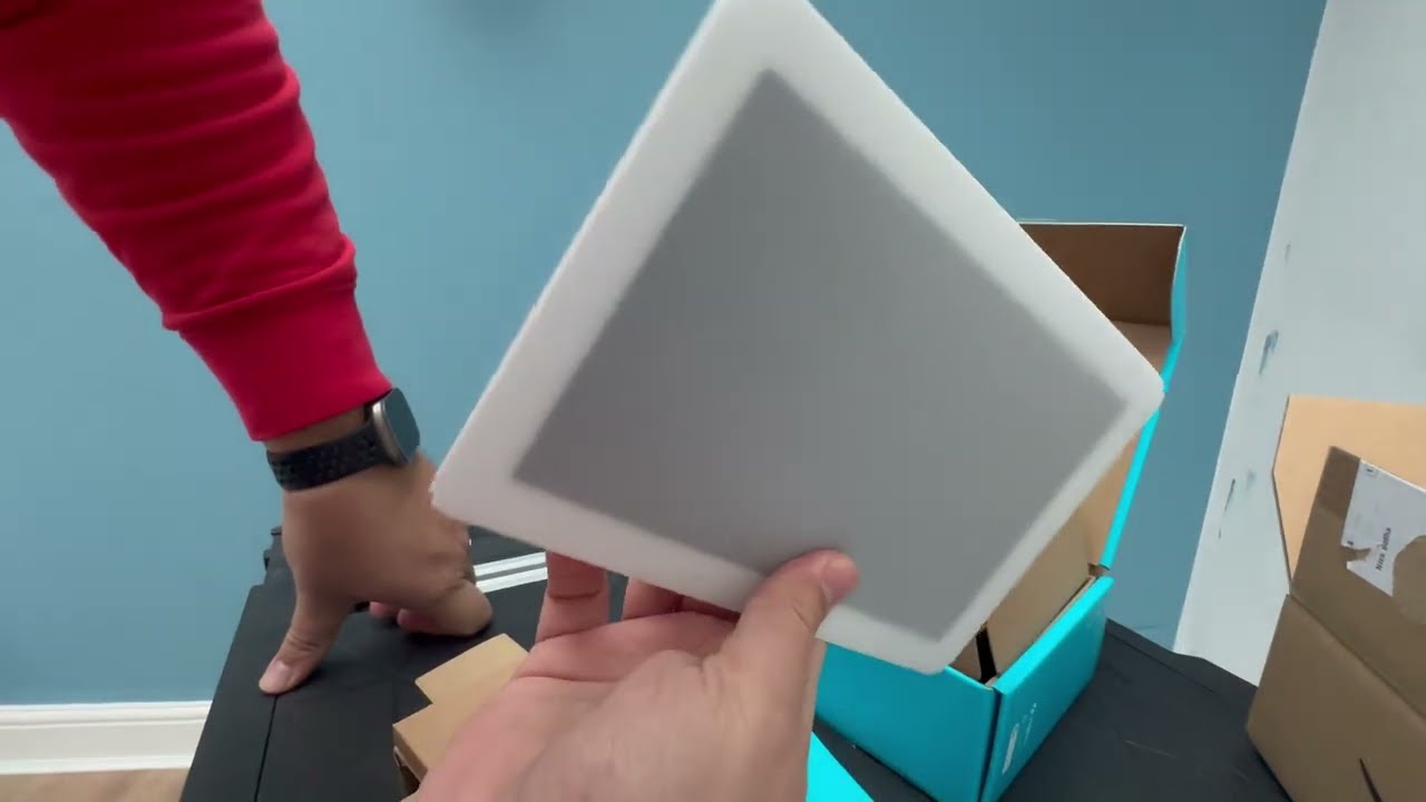 Unboxing Echo Hub (Newest gen) | 8