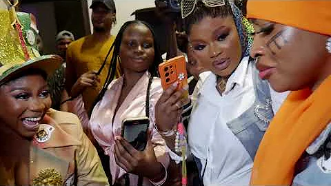 Wunmi Toriola joking words hits Yetunde Barnabas at the Queen Lateefah premiere