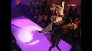 Rebelde Way,Desfile Mia Colucci