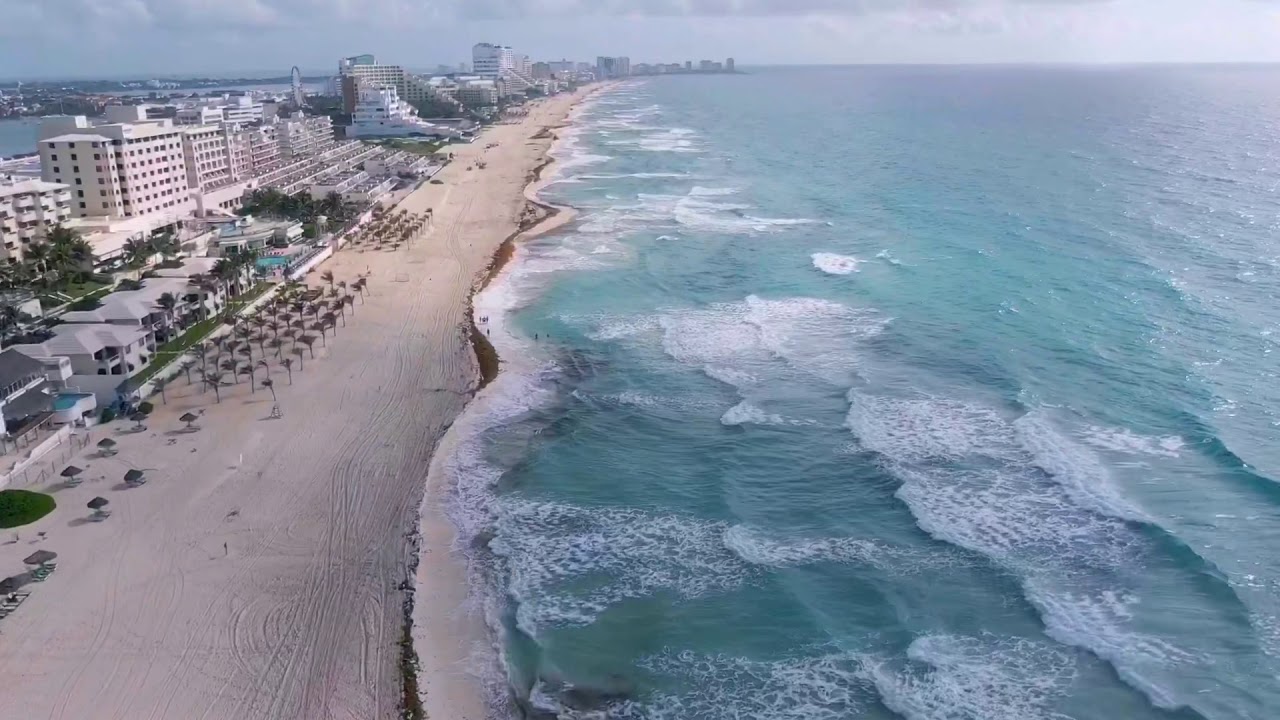 DJI Mavic 2 Zoom footage- Cancun Hotel Zone