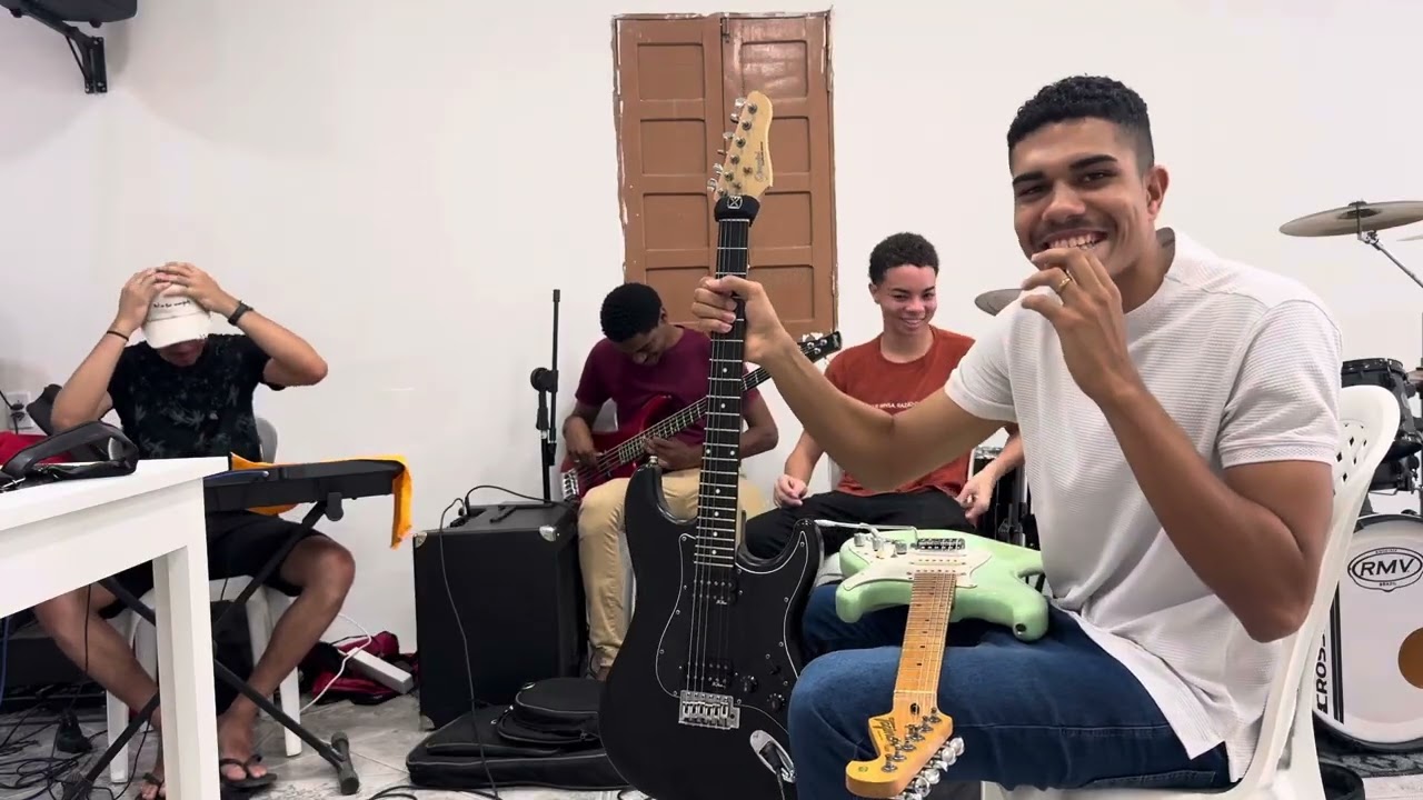 COMO TOCAR EM MINISTÉRIO DE LOUVOU 01