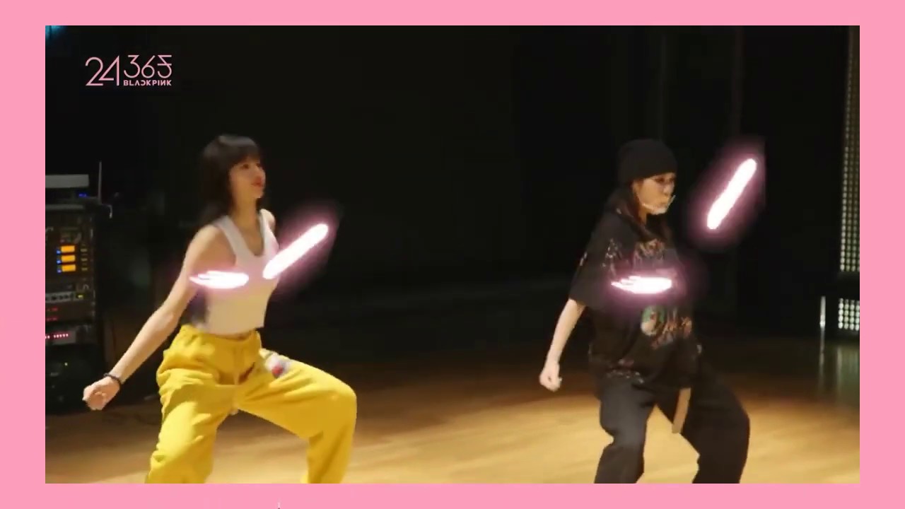 lisa dance practice outfit