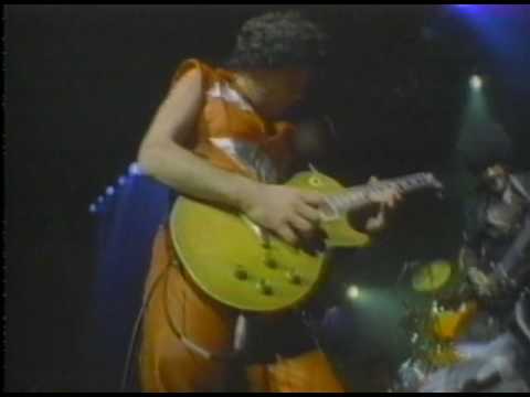 Parisienne Walkways / Gary Moore with Phil Lynott - Live