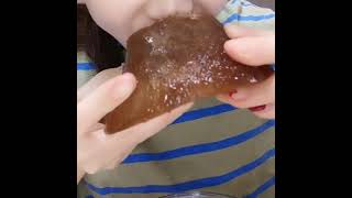 Ice Eating ASMR sounds(3) screenshot 5