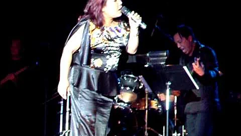 Phuong Thanh & Siu Black - Ly Cafe Ban Me - Harrah's Rincon 12 April 2009