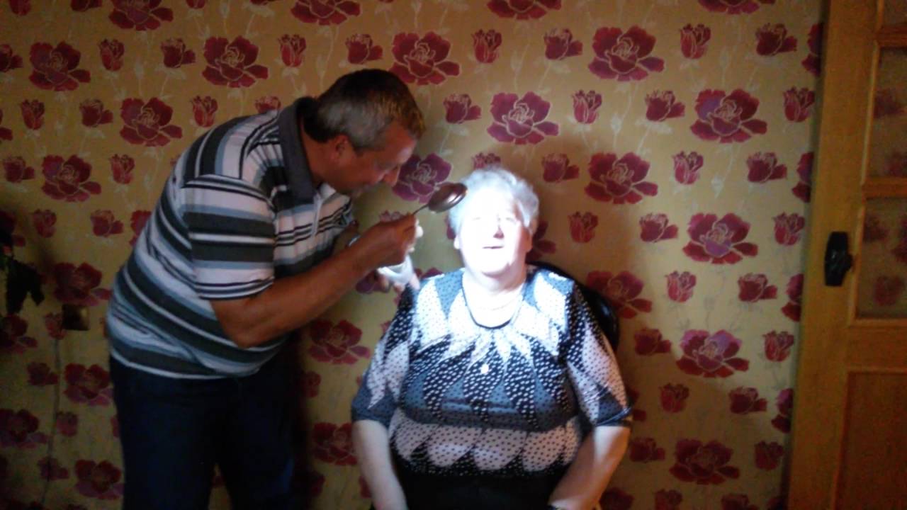 Бабушка на мерседесе