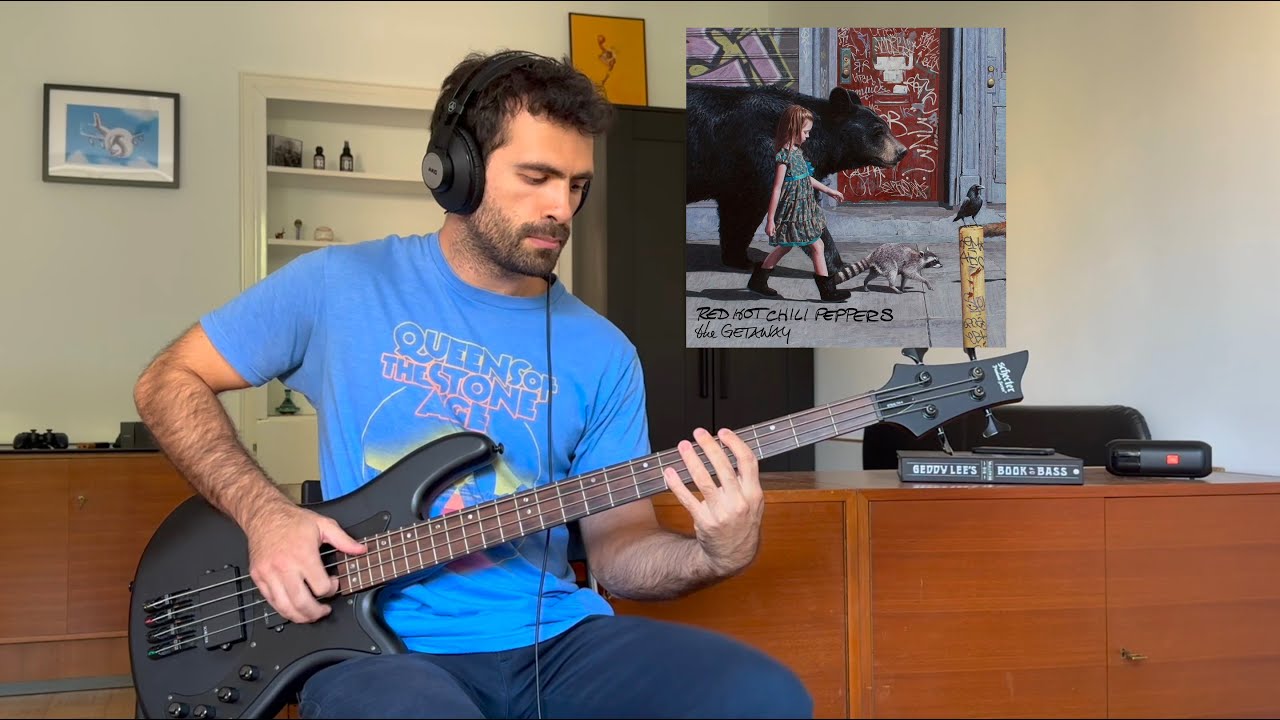 Red Hot Chili Peppers Dark Necessities (Bass Cover) YouTube