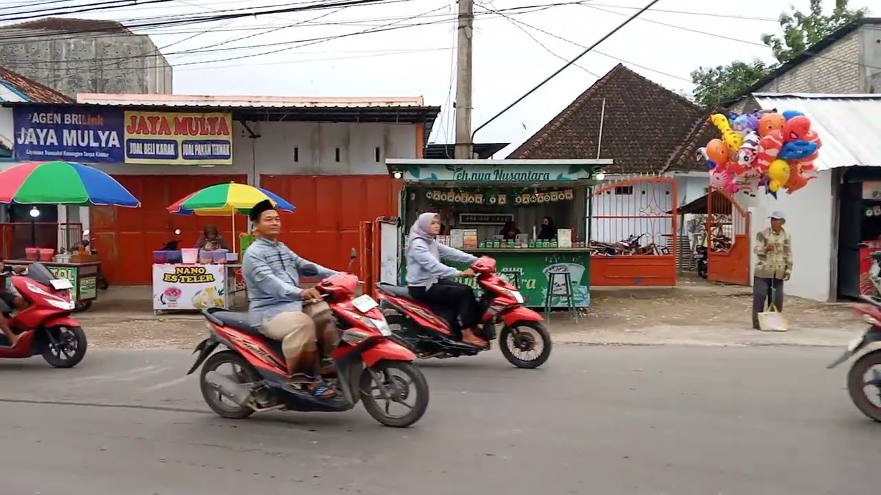 030326 JELANG BERBUKA PEREMPATAN BUNGKAL MAYANGKAWIS