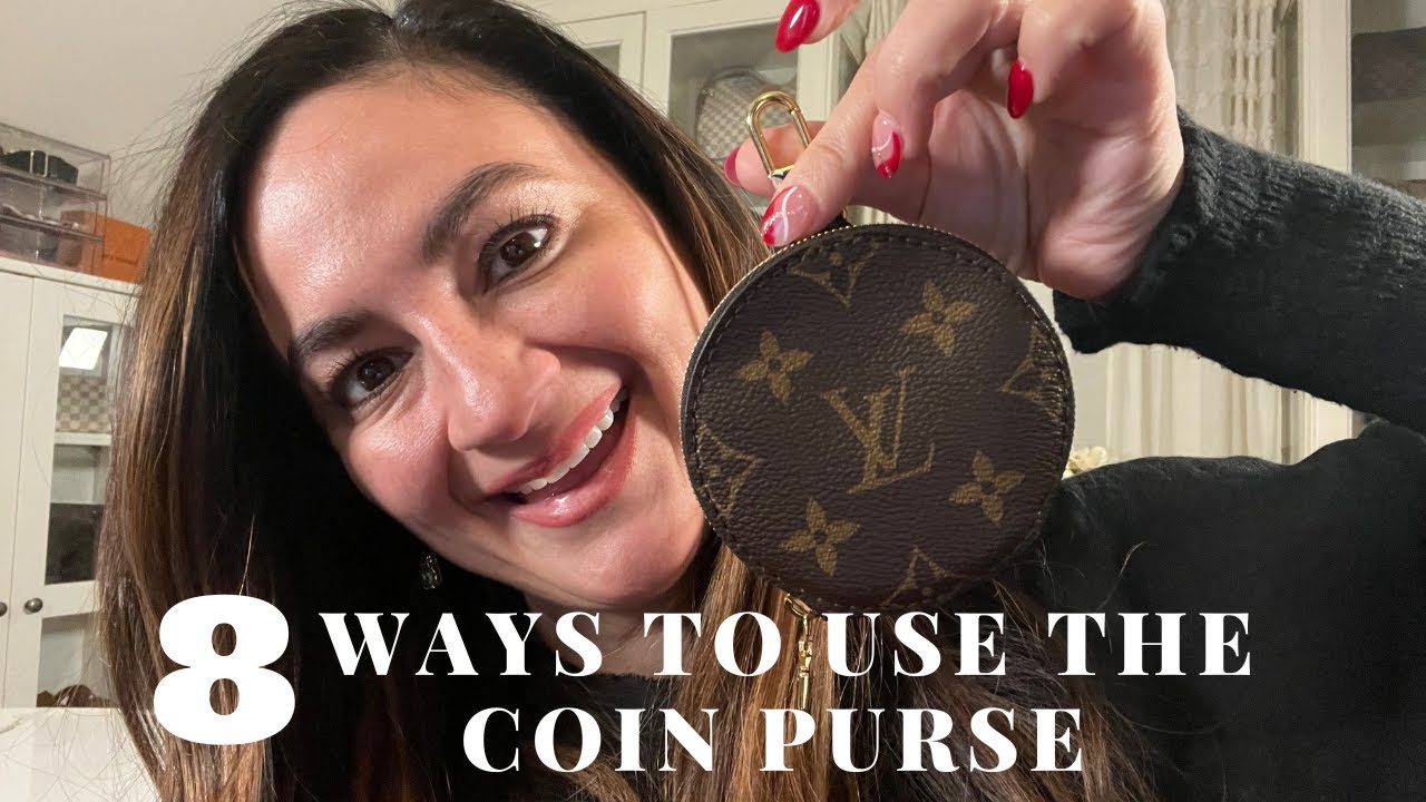 Louis Vuitton round coin purse comparison/What fits inside besides coins? 