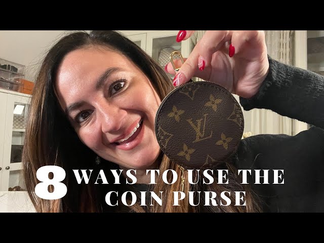 Louis Vuitton round coin purse comparison/What fits inside besides coins? 