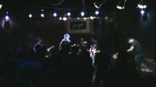 Watch American Aquarium Queen Of The Scene video